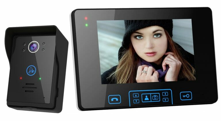 Visiophone sans fil : comment jeter un coup d’oeil devant la porte ?